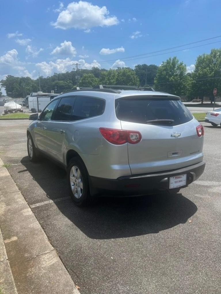 2010 Chevrolet Traverse 1LT - Photo 6