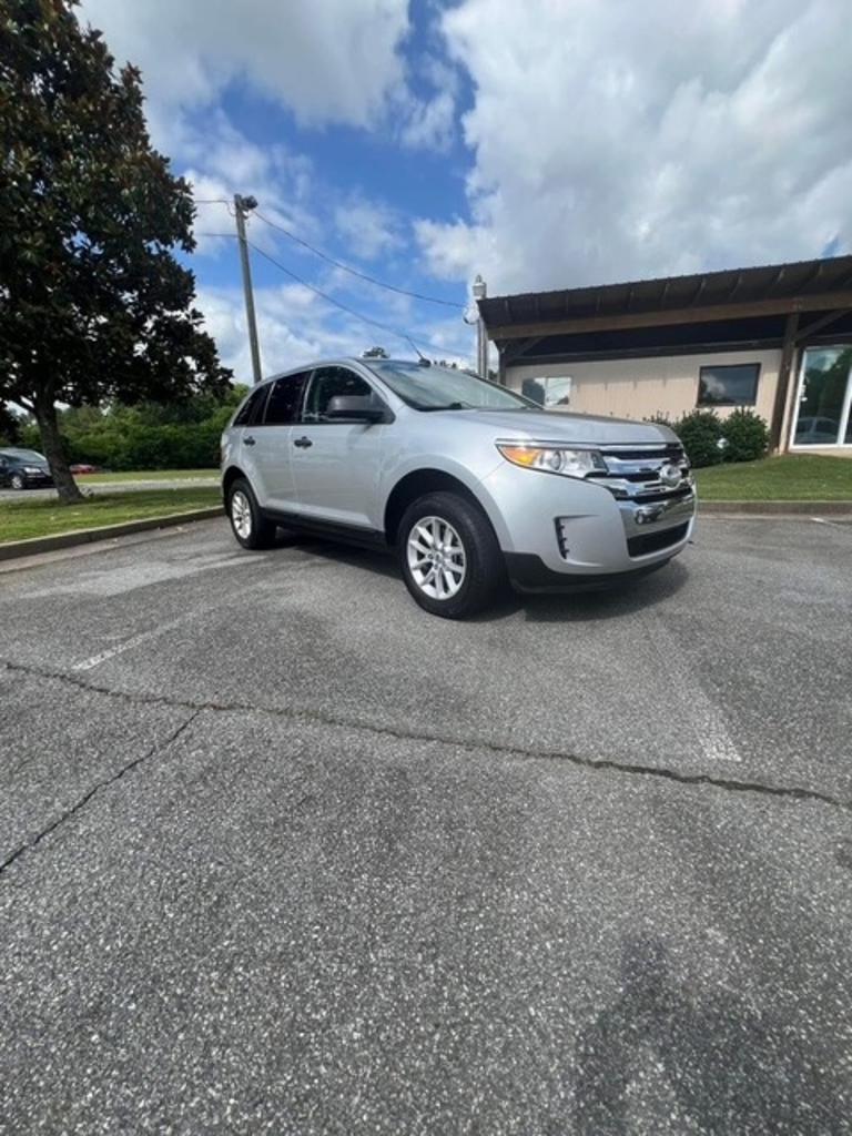 2014 Ford Edge SE - Photo 8