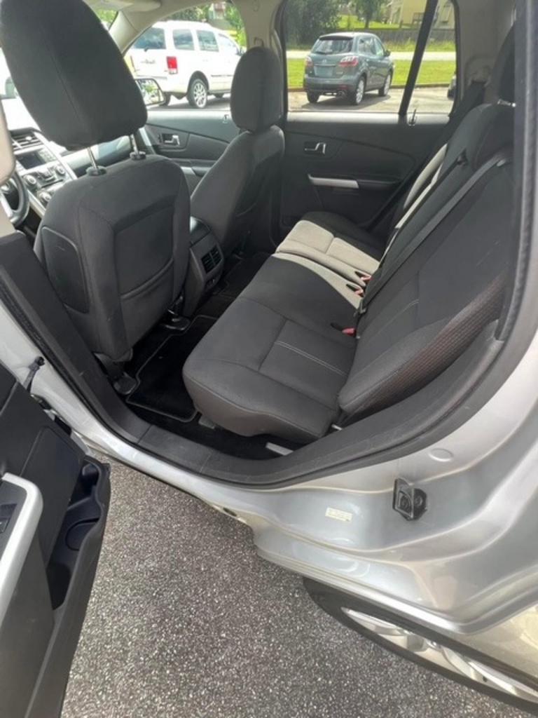 2014 Ford Edge SE - Photo 10