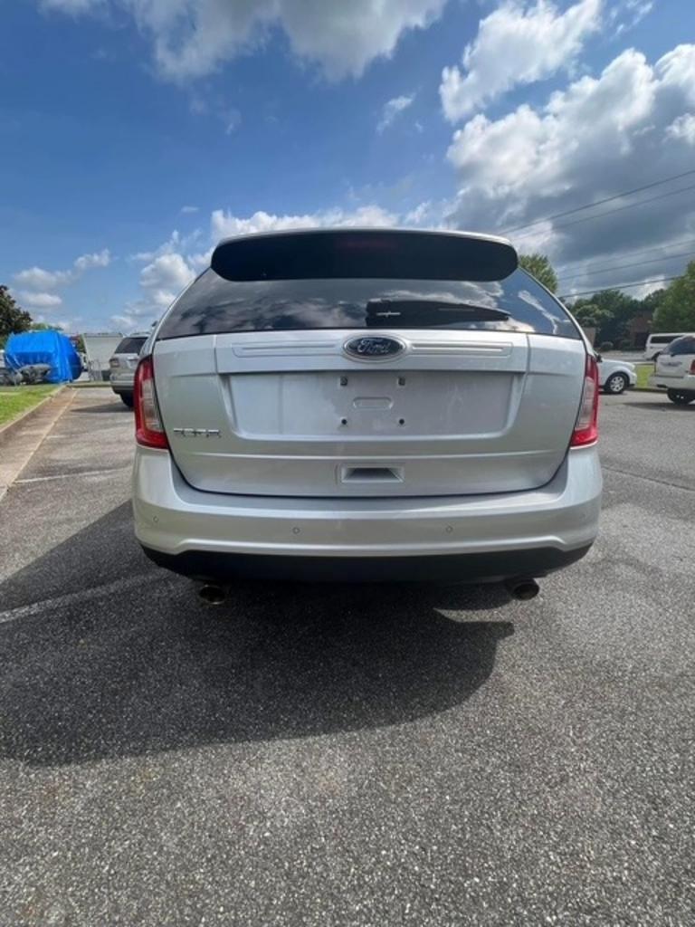2014 Ford Edge SE - Photo 6