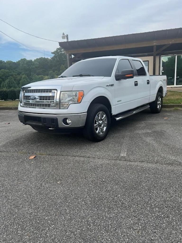 2013 Ford F-150 XLT's photo