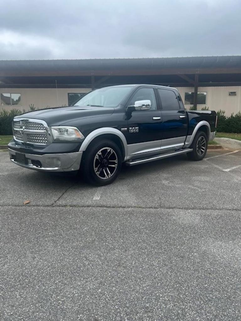 2015 RAM Ram 1500 Pickup Laramie